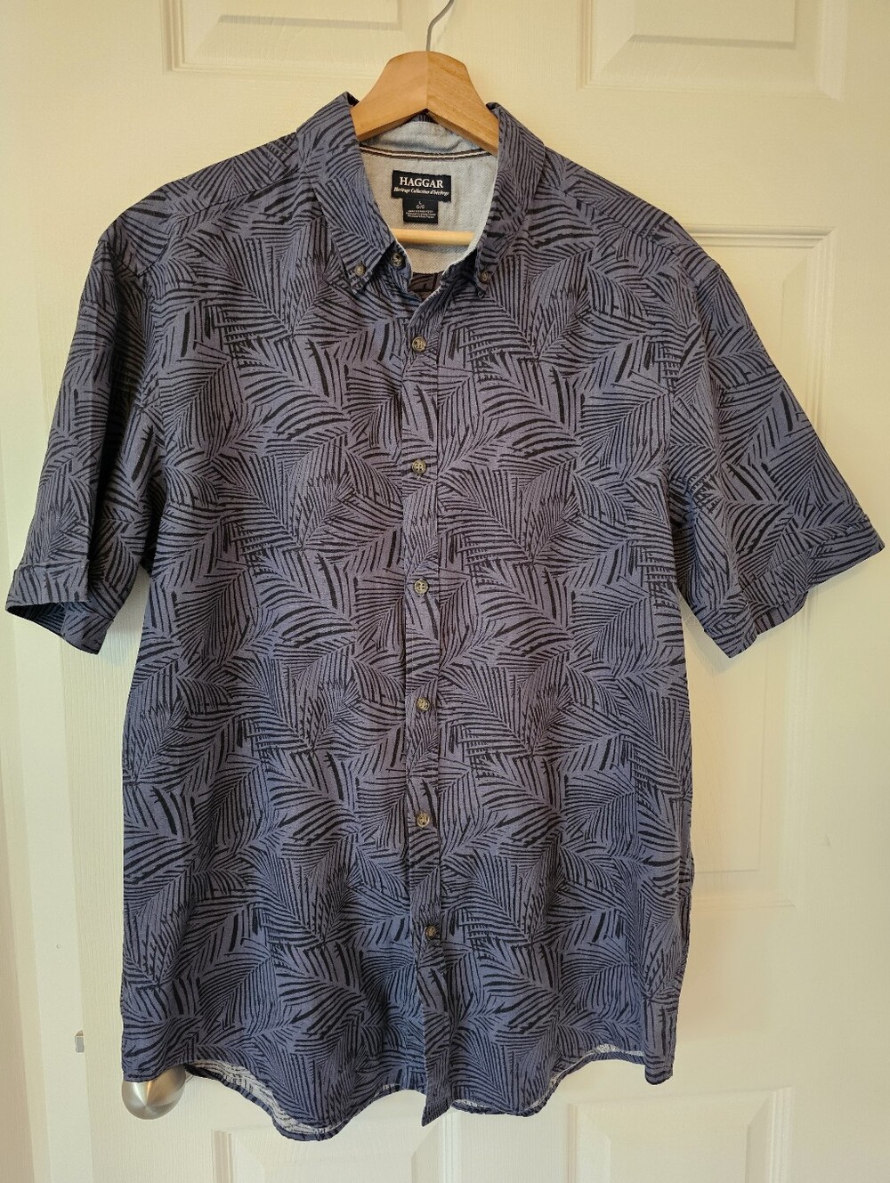 Haggar Navy Blue Tropical Leaf Short-Sleeve Button-Down Shirt